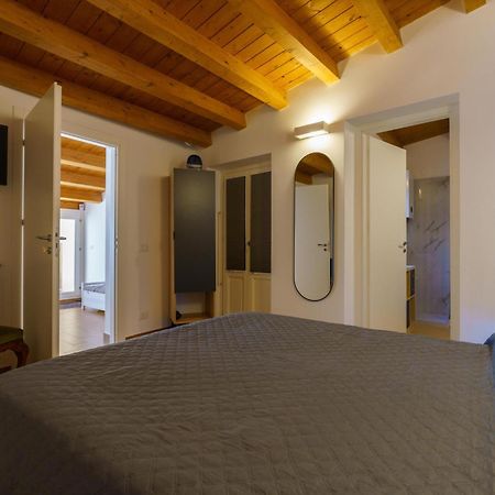 Maquedino Holiday Home & Terrace - Cozy Central Loft Palermo Exterior foto